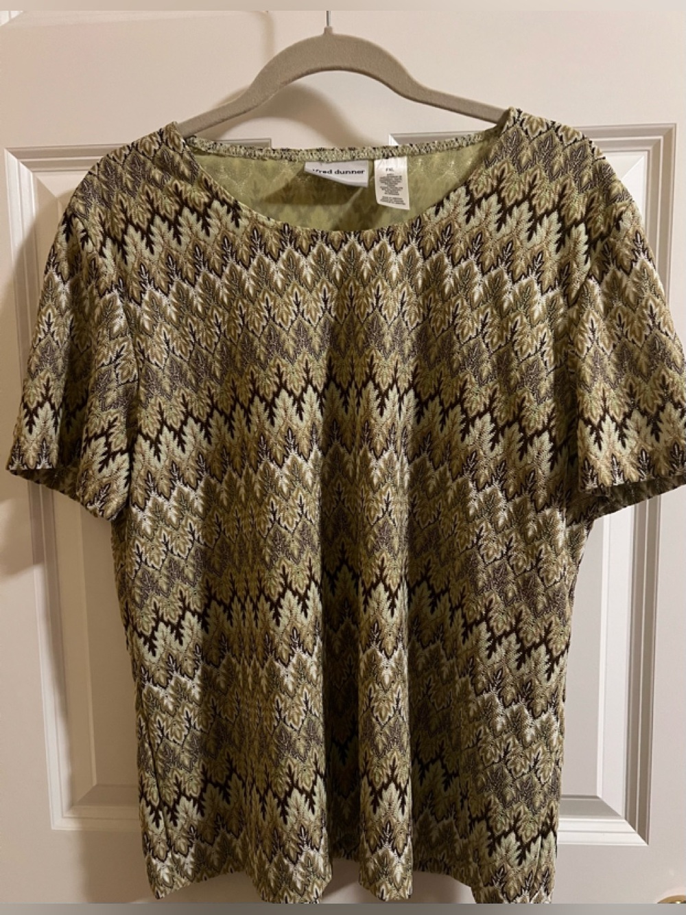 EUC Alfred Dunner short sleeve lined top. Size PXL